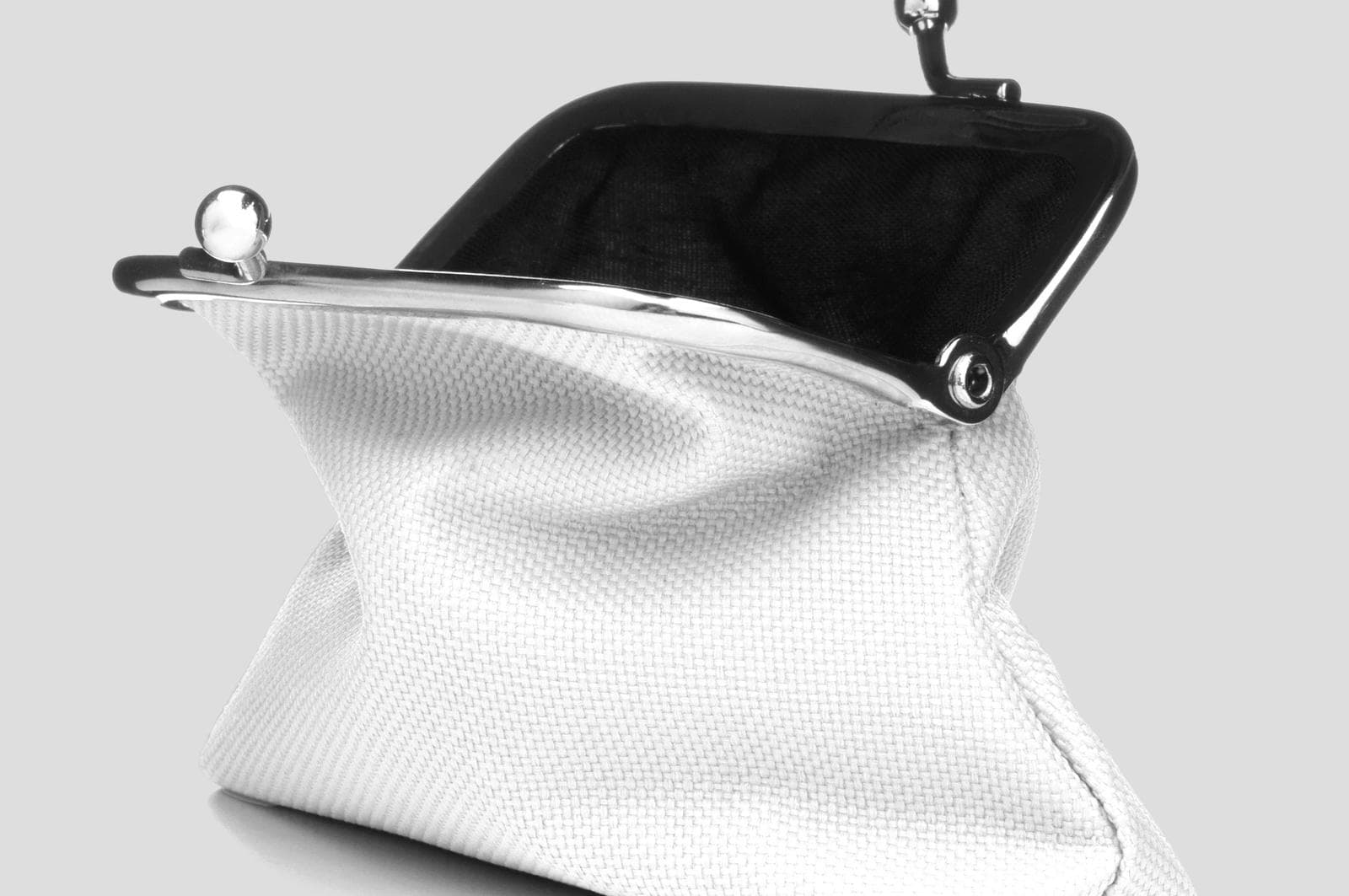 open handheld purse with clasp