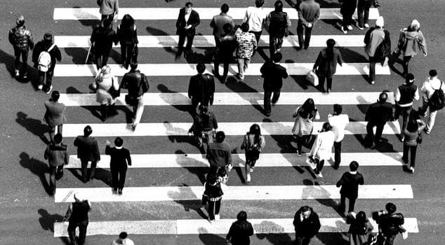  People on busy pedestrian crossing, Shanghai