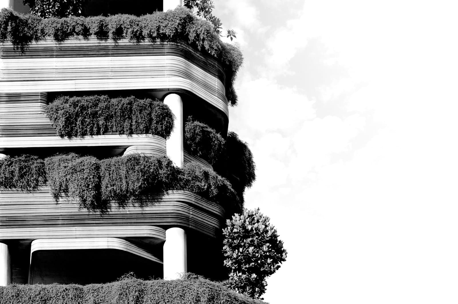 Building with vertical garden in Singapore